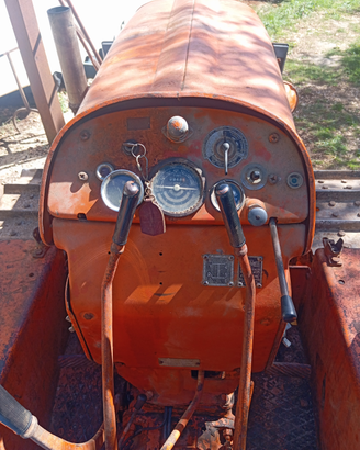 Trattore cingolato FIAT 411 C1