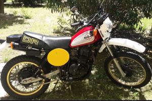 SUZUKI DR 500