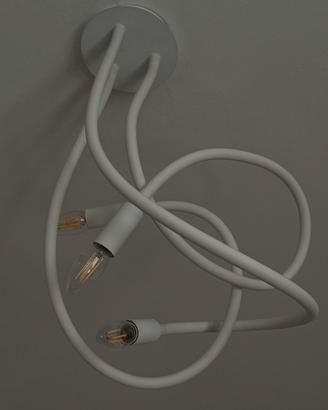 Lampadario e lampada coordinati
