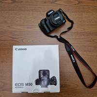 Canon EOS M50