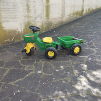 Trattore più rimorchio