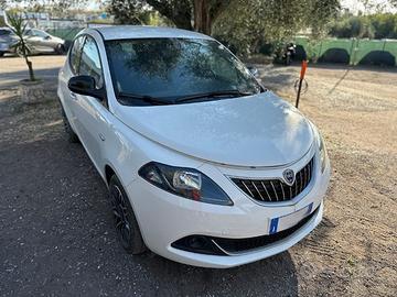Lancia Ypsilon 1.0 FireFly 5 porte S&S Hybrid...