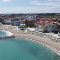 APPARTAMENTO FRONTE MARE CON TERRAZZO