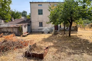 CASA INDIPENDENTE A ESPERIA