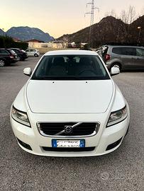 Station Wagon Volvo V50 1.6 D Drive bianca