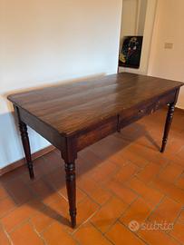 Tavolo rustico toscano