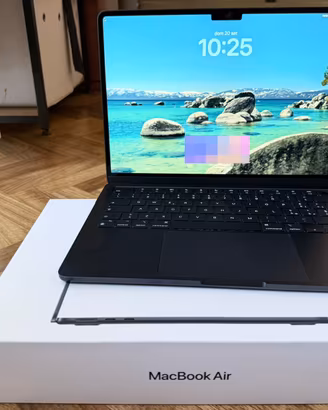 MacBook Air M2 13,6" - 16GB RAM / 256GB