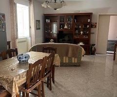 Lusciano appartamento al piano rialzato