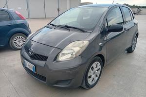 toyota yaris 1.4 tdi 2010