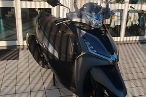 Kymco Agility 300i