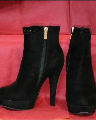 Tronchetti camoscio tacco 11cm plateau n.35