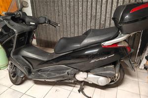 Scooter Honda modello Swng 150 CC