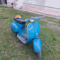 vespa  50 r conservata turchese 