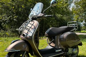 Vespa GTS Touring 300 + gomme + borsa handmade