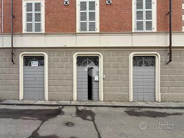 NEGOZIO A MONTICELLI D'ONGINA