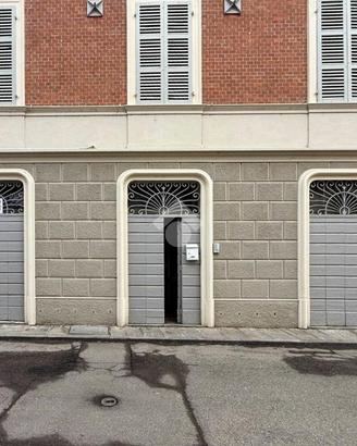 NEGOZIO A MONTICELLI D'ONGINA