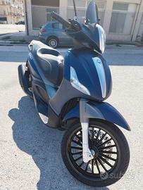 Piaggio Beverly 300