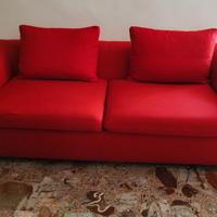 Divano rosso poltrone e sofà