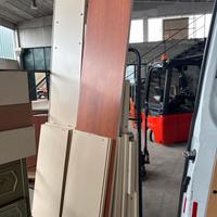 Armadio con doppia porta scorrevole