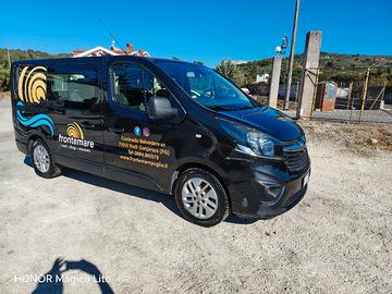 Vivaro 9 posti 