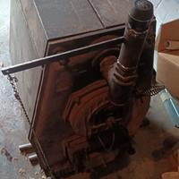 ANTICA CALDAIA A LEGNA