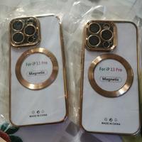 Due Cover per cellulare iP 13 nuovi