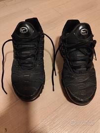TN squalo Air Max Plus nere