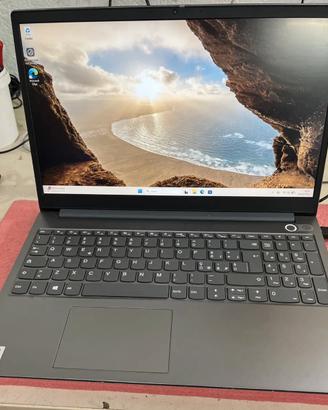 Lenovo ThinkBook15-IIL 15,6" i5-1035G1 256GB SSD 8