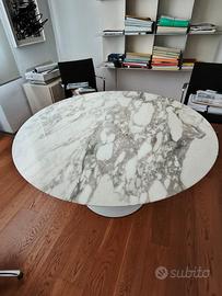 Tavolo Tulip Eero Saarinen originale in marmo