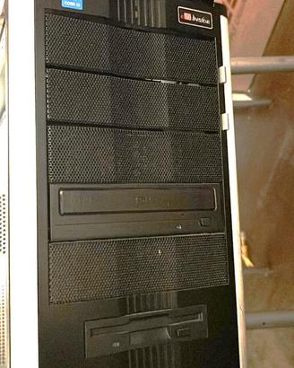 Case di un computer fisso
