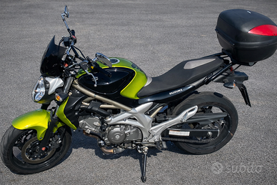 Suzuki Gladius 650 – 2009 – 22.700km. Perfetta