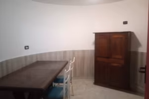 Ardea trilocale arredato condominio incluso
