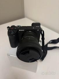 Sony A6700 + SIGMA 18-50mm