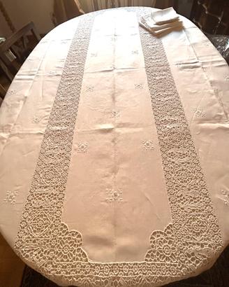 Tovaglia lino con ricamo superbo