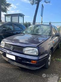 Vari pezzi di ricambio VOLKSWAGEN GOLF III