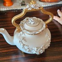 teiera capodimonte