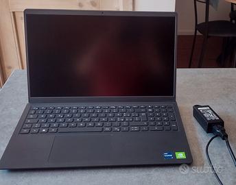 Dell Vostro 3520 – Intel Core i7,  NVIDIA