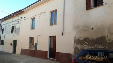 Casa in castelspina - al -