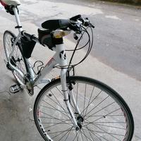 bike ibrida Tecnobike con cambio Shimano a 21 velo