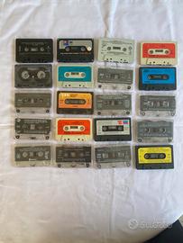 (LEGGI LA DESCRIZIONE) Set di cassette