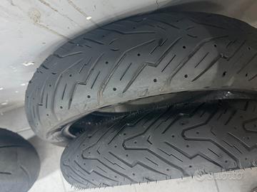 Gomme sh 350/300 honda 2025