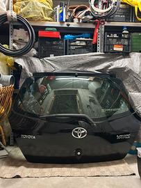 Portellone portabagagli Toyota Yaris MK2