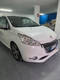 Peugeot 208 1.6 e-HDi 92 CV Stop&Start 3 porte All