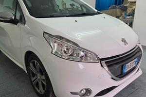 Peugeot 208 1.6 e-HDi 92 CV Stop&Start 3 porte All