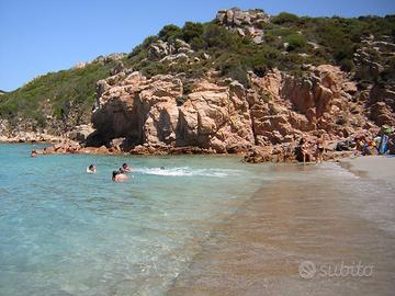 App.trilo in villaggio con piscina
