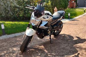 Yamaha XJ6