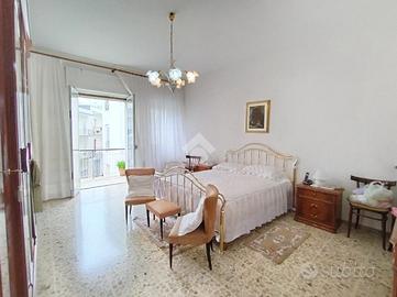 4 LOCALI A CEGLIE MESSAPICA