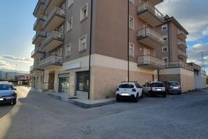 Attività Commerciale L'Aquila [GRO558VCG]