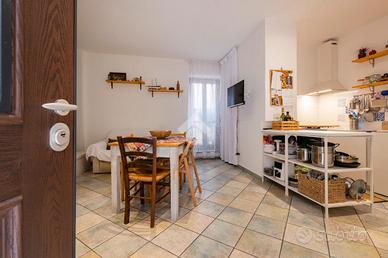 CASA DI CORTE A GORLA MAGGIORE