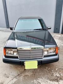 Mercedes 200E 1992 km97000 al momento sospesa